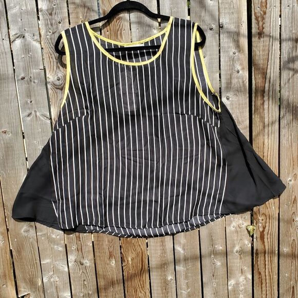 Tank Top   - Picture 5 of 7